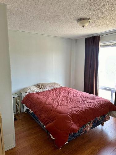 67238 881 Highway, Rural Lac La Biche County, AB - Indoor Photo Showing Bedroom