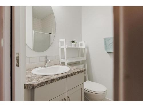 138 Farrell Bay, Fort Mcmurray, AB - Indoor Photo Showing Bathroom