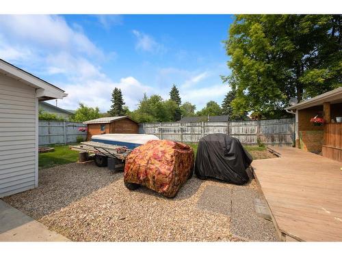 33 Fitzgerald Avenue, Fort Mcmurray, AB - Outdoor With Exterior