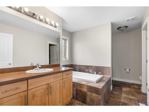 132 Waxwing Rise, Fort Mcmurray, AB - Indoor Photo Showing Bathroom