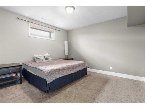 132 Waxwing Rise, Fort Mcmurray, AB - Indoor Photo Showing Bedroom