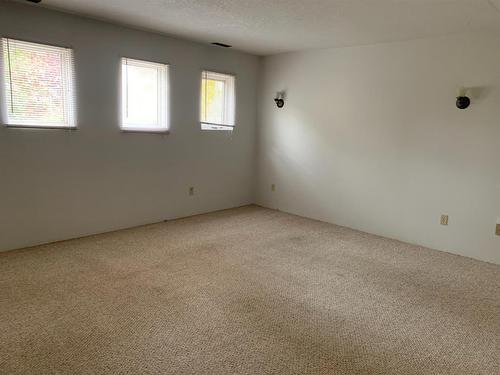 9103 97 Avenue Avenue, Lac La Biche, AB - Indoor Photo Showing Other Room