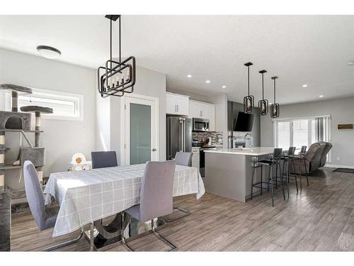 728 Athabasca Avenue, Fort Mcmurray, AB - Indoor Photo Showing Dining Room