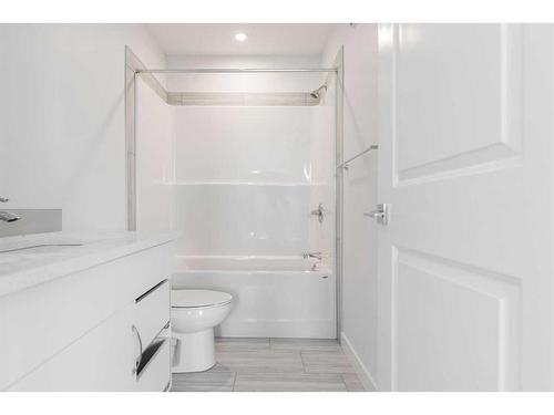 113 Hodgins Avenue, Fort Mcmurray, AB - Indoor Photo Showing Bathroom