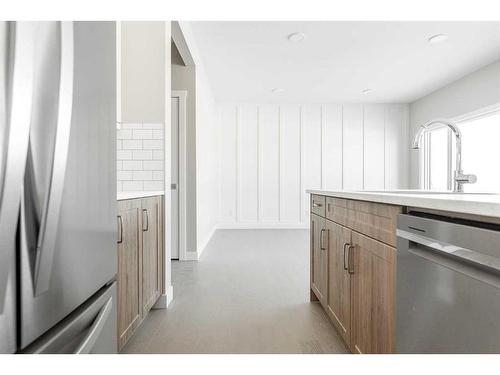 117 Hodgins Avenue, Fort Mcmurray, AB - Indoor Photo Showing Kitchen