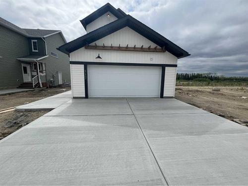 117 Hodgins Avenue, Fort Mcmurray, AB - Outdoor