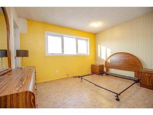 46 Centennial Drive, Fort Mcmurray, AB - Indoor Photo Showing Other Room