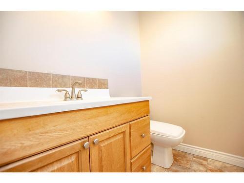 46 Centennial Drive, Fort Mcmurray, AB - Indoor Photo Showing Bathroom