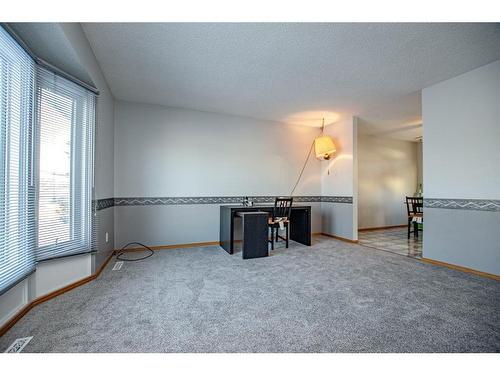 46 Centennial Drive, Fort Mcmurray, AB - Indoor Photo Showing Other Room