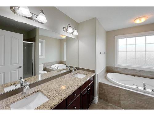 240 Fireweed Crescent, Fort Mcmurray, AB - Indoor Photo Showing Bathroom