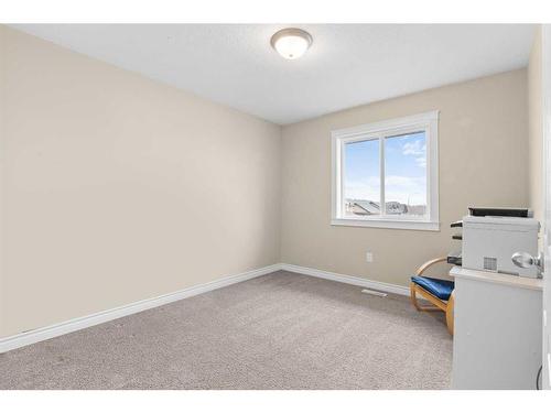 261 Hawthorn Way, Fort Mcmurray, AB - Indoor Photo Showing Other Room