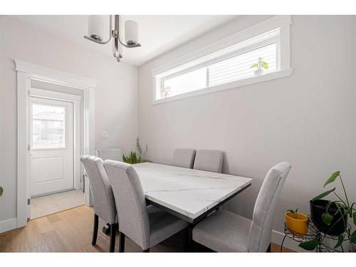 217 Clarkson Street, Fort Mcmurray, AB - Indoor Photo Showing Dining Room