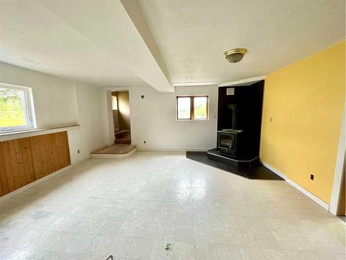 15549  Township Road 694, Plamondon, AB - Indoor Photo Showing Other Room