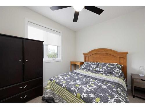 109 Pearson Drive, Fort Mcmurray, AB - Indoor Photo Showing Bedroom