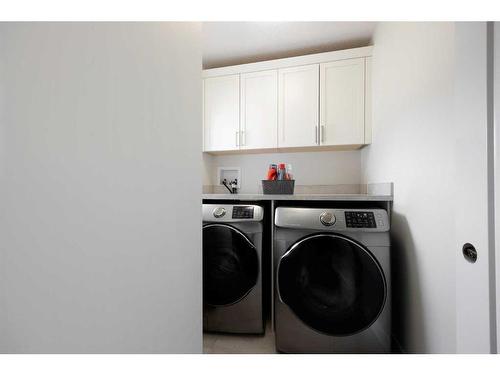 109 Pearson Drive, Fort Mcmurray, AB - Indoor Photo Showing Laundry Room