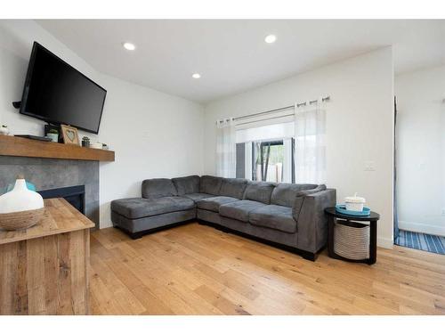 109 Pearson Drive, Fort Mcmurray, AB - Indoor Photo Showing Living Room With Fireplace