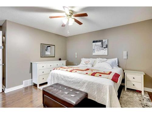 108 Williams Drive, Fort Mcmurray, AB - Indoor Photo Showing Bedroom