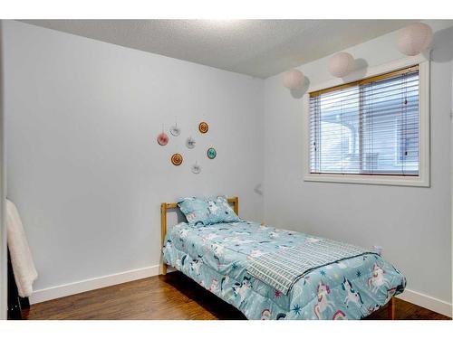 108 Williams Drive, Fort Mcmurray, AB - Indoor Photo Showing Bedroom