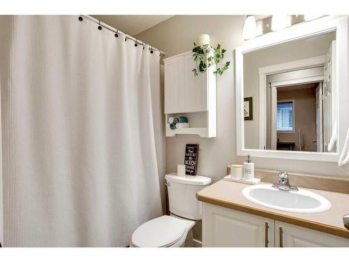 108 Williams Drive, Fort Mcmurray, AB - Indoor Photo Showing Bathroom