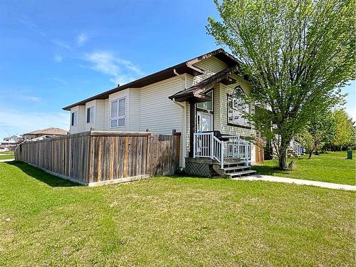 184 Paris Crescent, Fort Mcmurray, AB - Outdoor