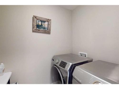 162 Athabasca Crescent, Fort Mcmurray, AB - Indoor Photo Showing Laundry Room