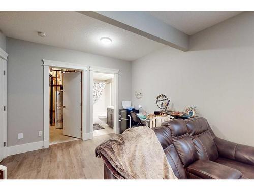 162 Athabasca Crescent, Fort Mcmurray, AB - Indoor Photo Showing Bedroom