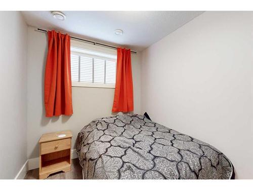 162 Athabasca Crescent, Fort Mcmurray, AB - Indoor Photo Showing Bedroom