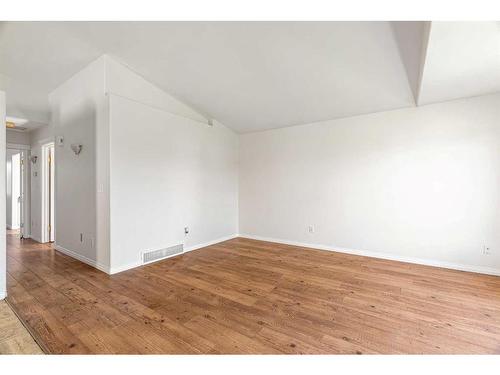 105 Atkinson Road, Fort Mcmurray, AB - Indoor Photo Showing Other Room