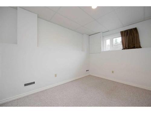304 Beaton Place, Fort Mcmurray, AB - Indoor Photo Showing Other Room