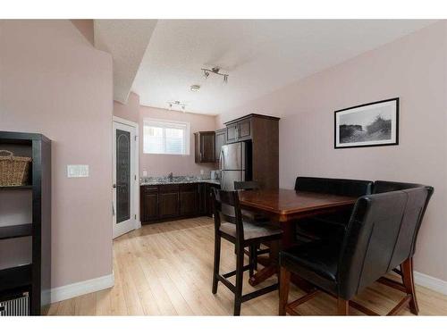 201 Chestnut Way, Fort Mcmurray, AB - Indoor Photo Showing Dining Room