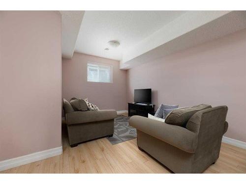 201 Chestnut Way, Fort Mcmurray, AB - Indoor Photo Showing Other Room