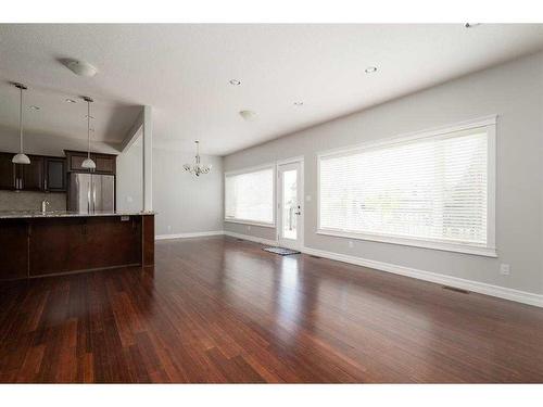 201 Chestnut Way, Fort Mcmurray, AB - Indoor Photo Showing Kitchen