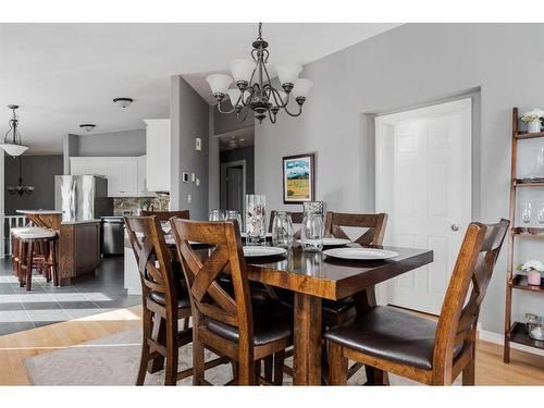 251 Atkinson Lane, Fort Mcmurray, AB - Indoor Photo Showing Dining Room