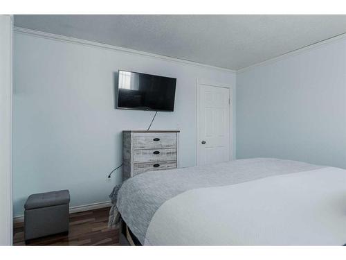 251 Atkinson Lane, Fort Mcmurray, AB - Indoor Photo Showing Bedroom