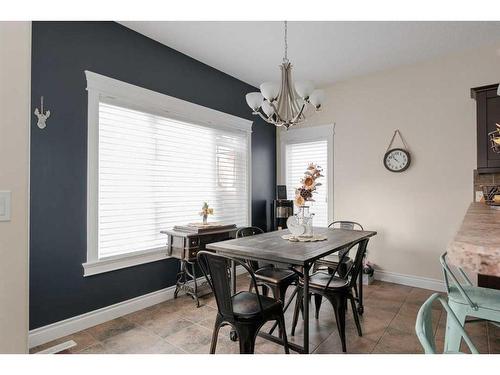 135 Crane Place, Fort Mcmurray, AB - Indoor Photo Showing Dining Room