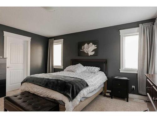 135 Crane Place, Fort Mcmurray, AB - Indoor Photo Showing Bedroom