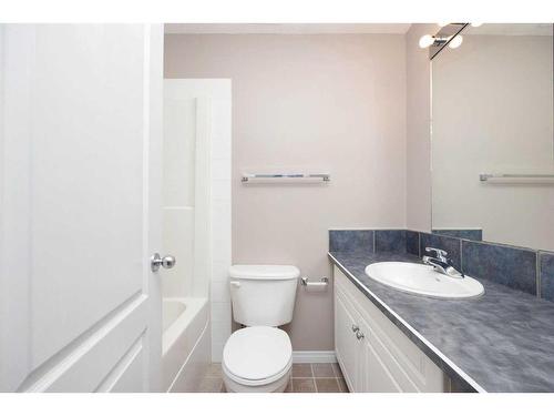 2-220 Swanson Crescent, Fort Mcmurray, AB - Indoor Photo Showing Bathroom