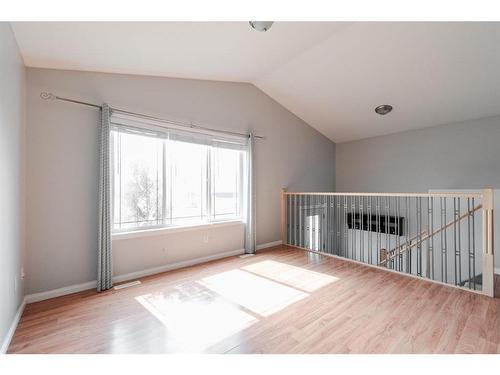 156 Fox Crescent, Fort Mcmurray, AB - Indoor Photo Showing Kitchen