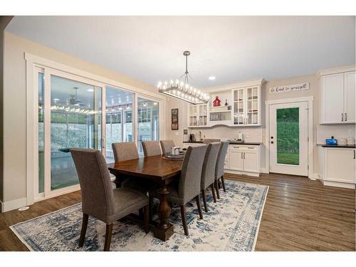 6537A Draper Road, Fort Mcmurray, AB - Indoor Photo Showing Dining Room