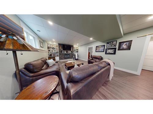 205 Elm Street, Fort Mcmurray, AB - Indoor Photo Showing Other Room