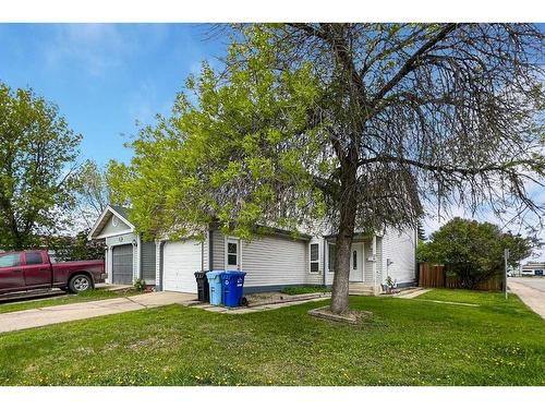 240 Windsor Drive, Fort Mcmurray, AB - Outdoor