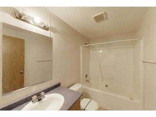 188 Mustang Road Se, Fort Mcmurray, AB - Indoor Photo Showing Bathroom