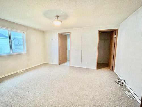 188 Mustang Road Se, Fort Mcmurray, AB - Indoor Photo Showing Other Room