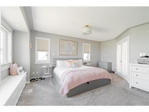 205 Fisher Crescent, Fort Mcmurray, AB - Indoor Photo Showing Bedroom