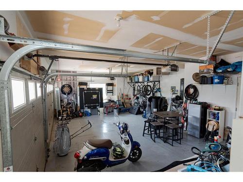 205 Fisher Crescent, Fort Mcmurray, AB - Indoor Photo Showing Garage