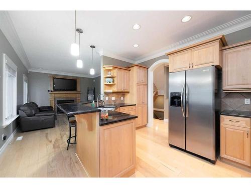 143 Laffont Way, Fort Mcmurray, AB - Indoor Photo Showing Kitchen