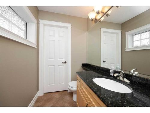 143 Laffont Way, Fort Mcmurray, AB - Indoor Photo Showing Bathroom