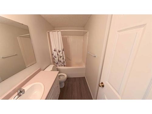 279 Mustang Road, Fort Mcmurray, AB - Indoor Photo Showing Bathroom