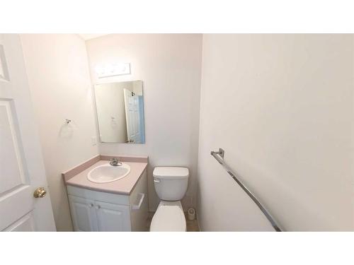 279 Mustang Road, Fort Mcmurray, AB - Indoor Photo Showing Bathroom