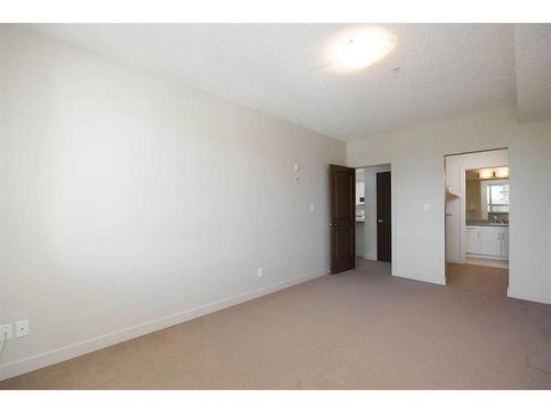 312-136A Sandpiper Road, Fort Mcmurray, AB - Indoor Photo Showing Other Room